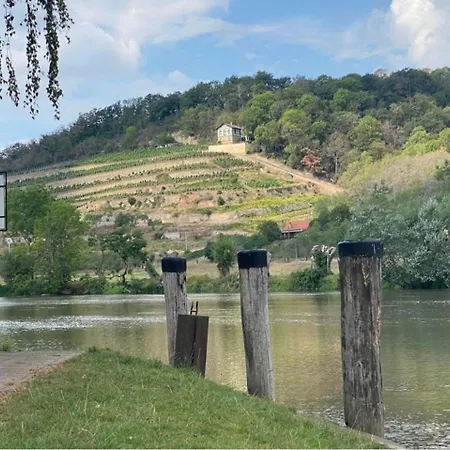 Koenitz, Ricarda Apartment *