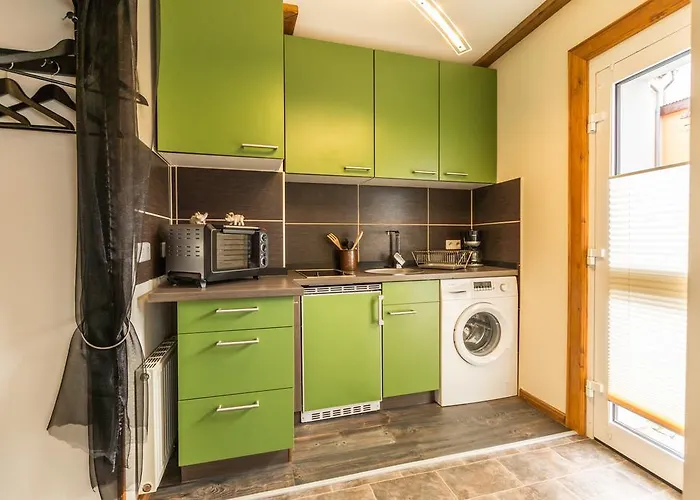 Koenitz, Ricarda * Naumburg (Saale)